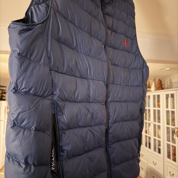 Ralph Lauren Polo Navy Puffer Vest. Size: MEDIUM - Picture 3 of 7